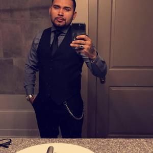 Meet your Posher, Rene